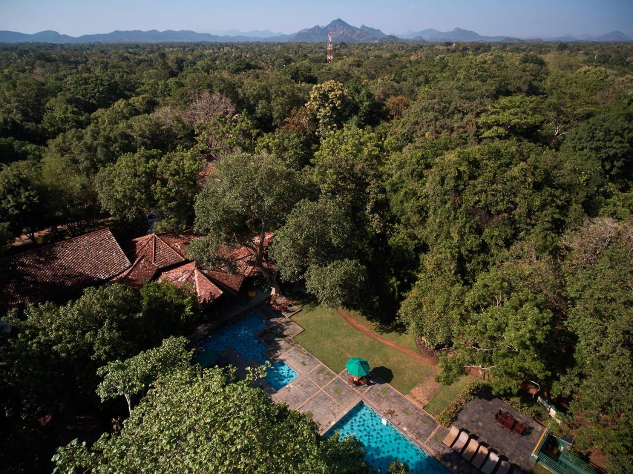 Hotel Sigiriya Exterior foto